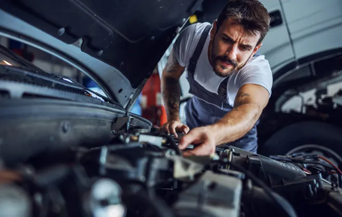 Notre service de gestion de flotte comprend l'entretien de vos véhicules professionnels